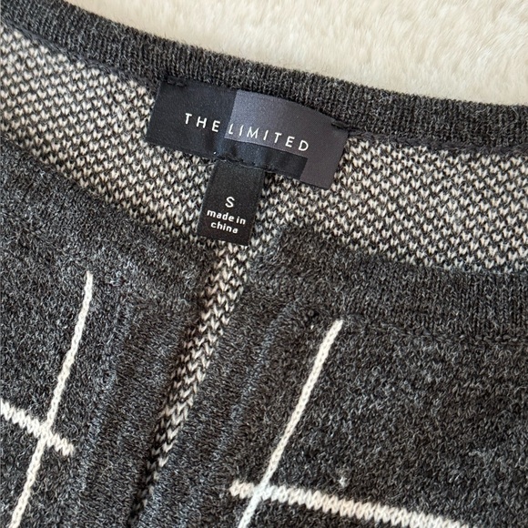 The Limited Gray & White Classy Open Front Long Cardigan w/ Pockets- size S - Picture 7 of 12